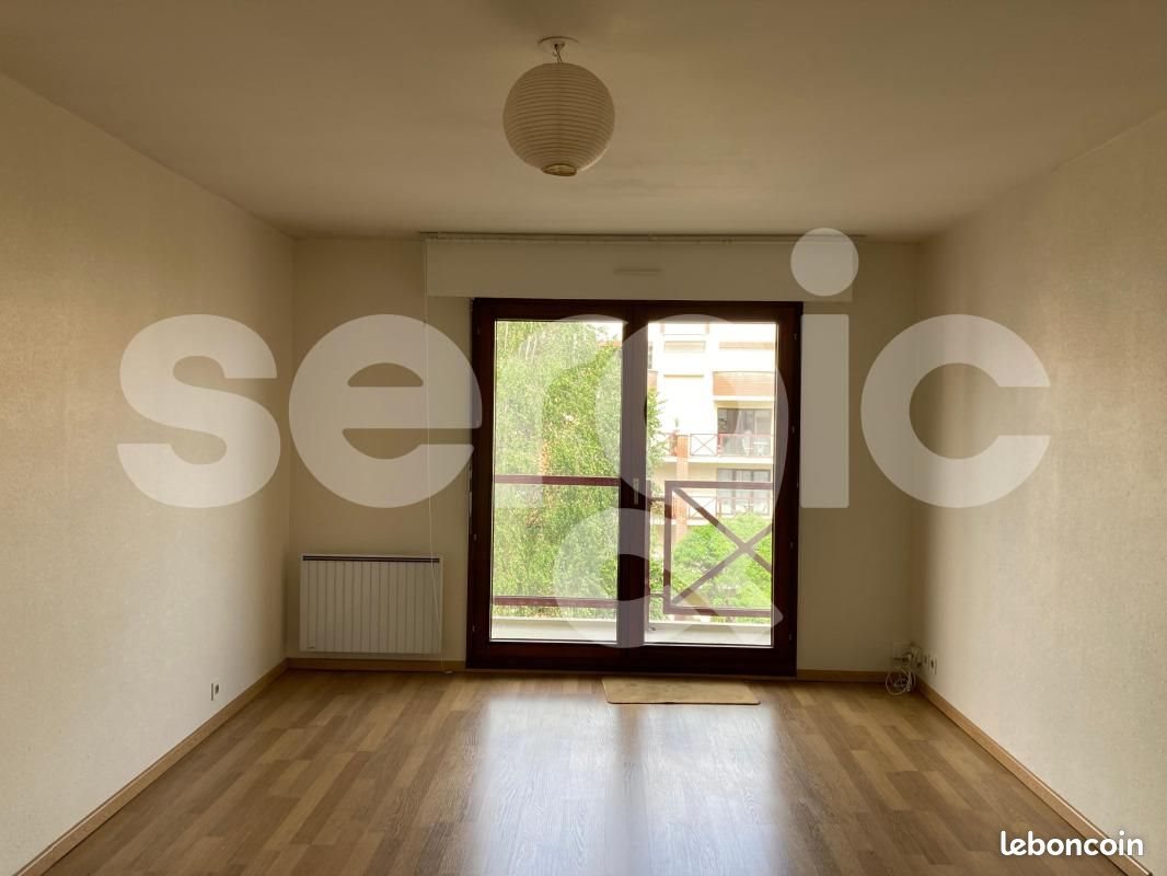 Appartement à louer, 62m², Lille