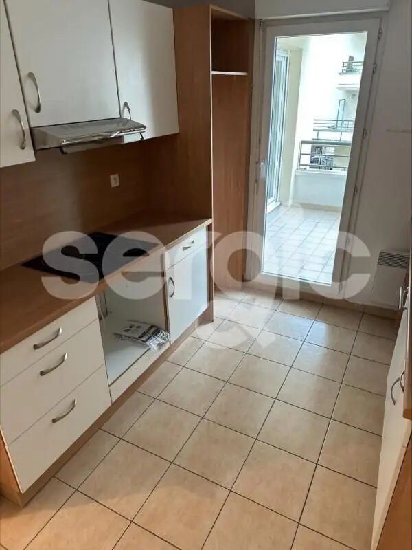 Appartement à louer, 82m², Suresnes
