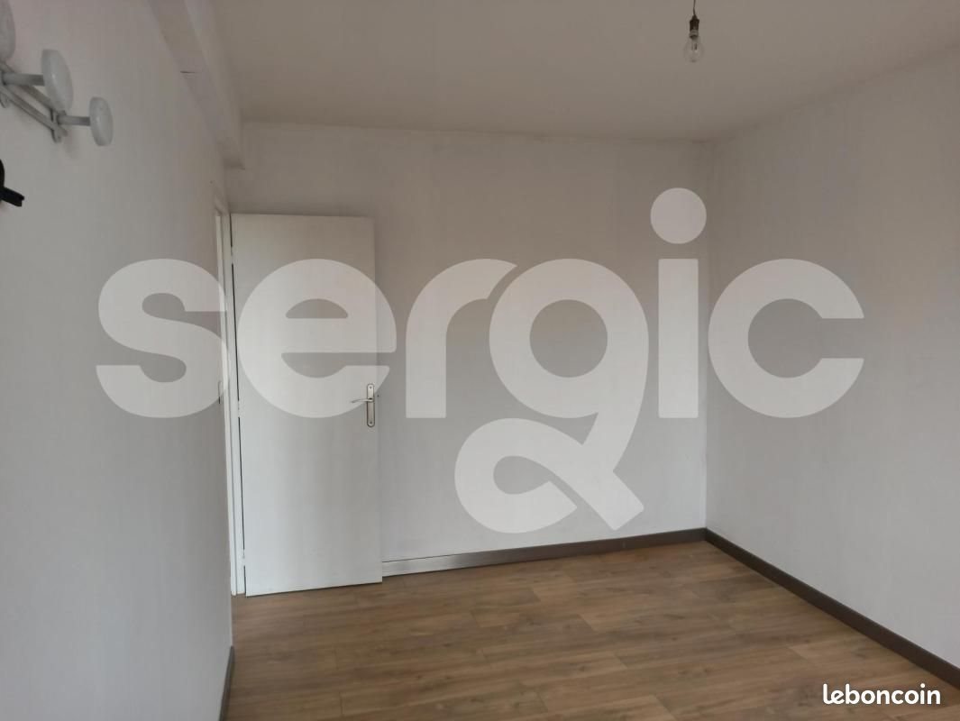 Appartement à louer, 46m², Lille