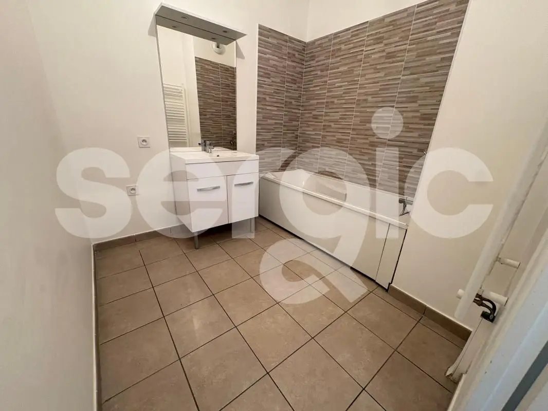 Appartement à louer, 45m², Noisy-le-Grand
