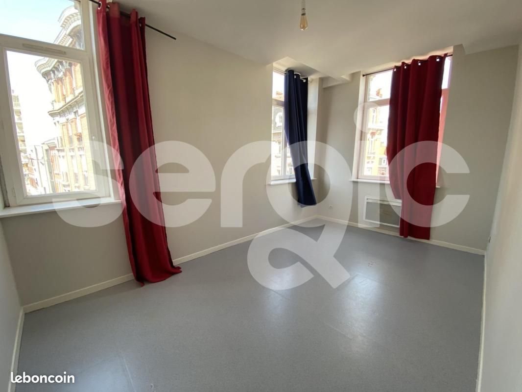 Appartement à louer, 76m², Lille