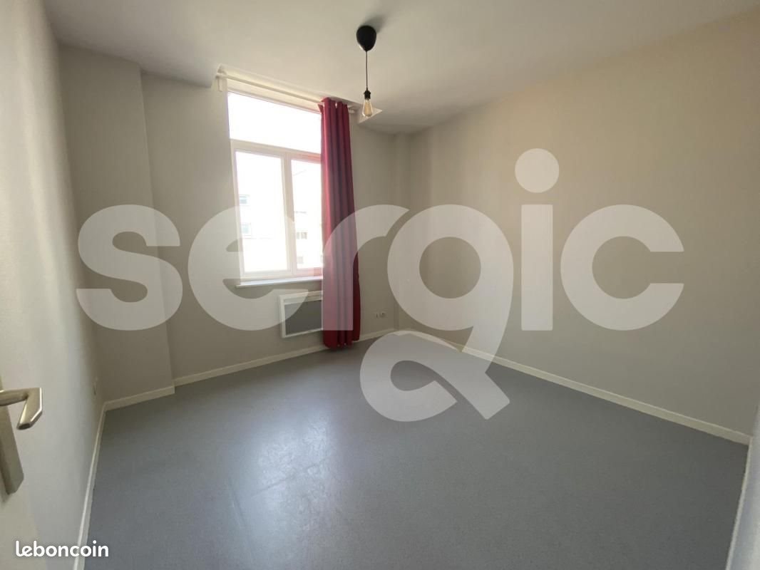 Appartement à louer, 76m², Lille