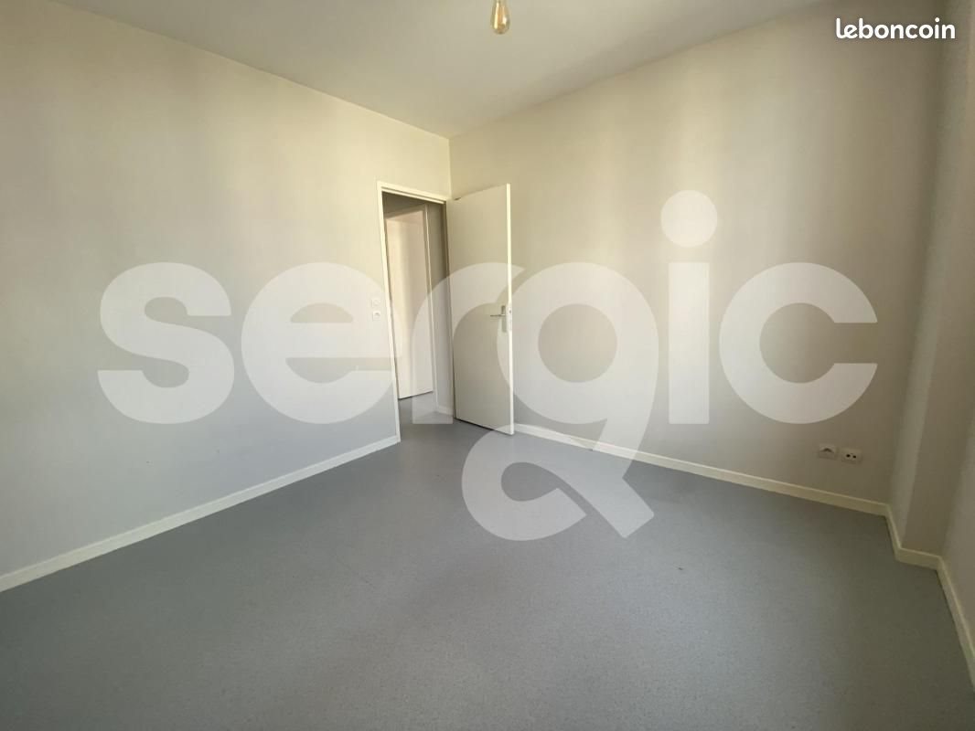 Appartement à louer, 76m², Lille