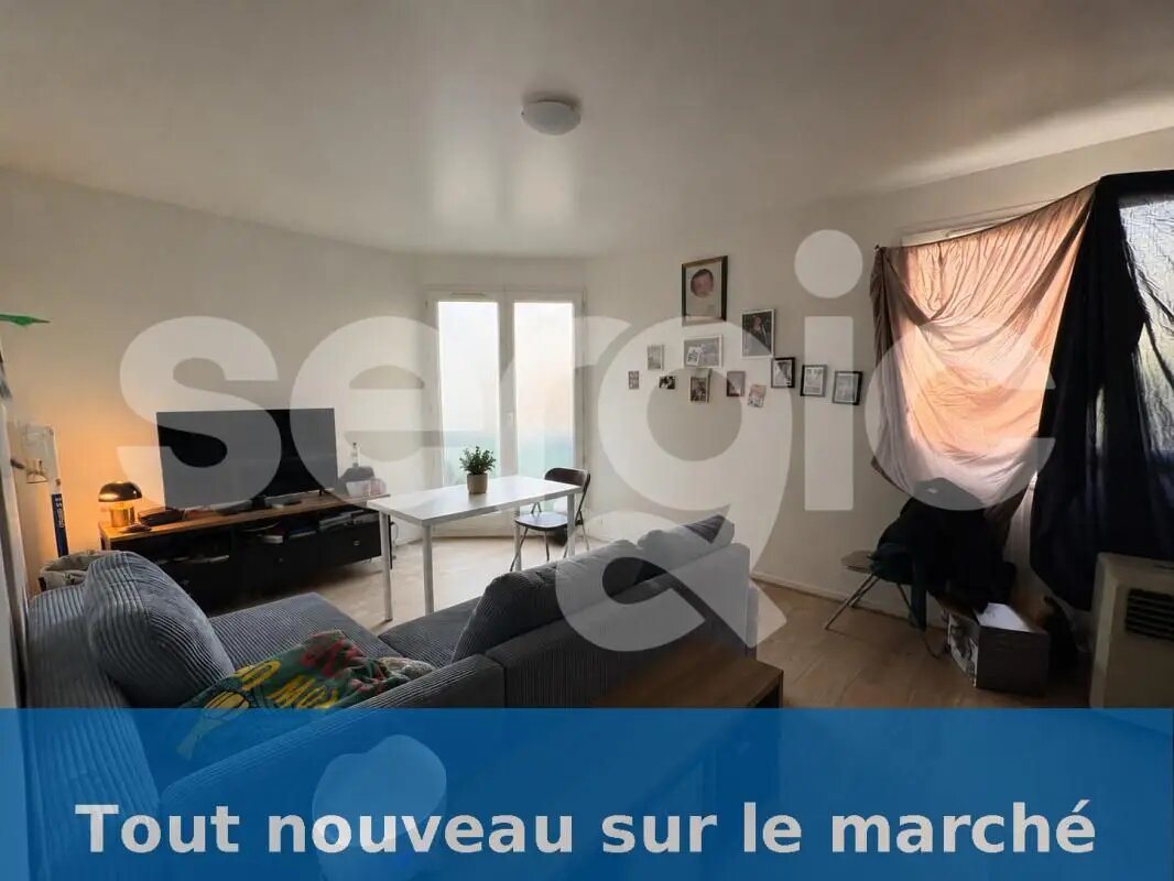 Appartement à louer, 40m², Cergy