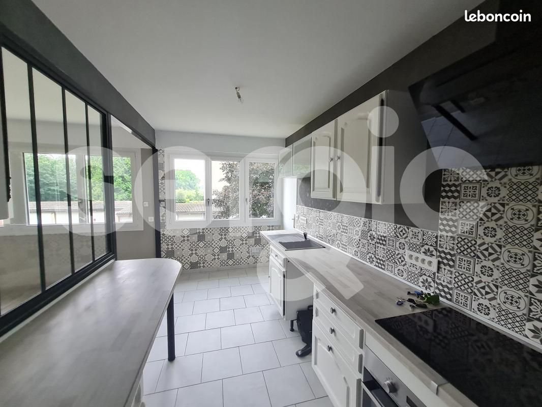 Appartement à louer, 82m², Douai