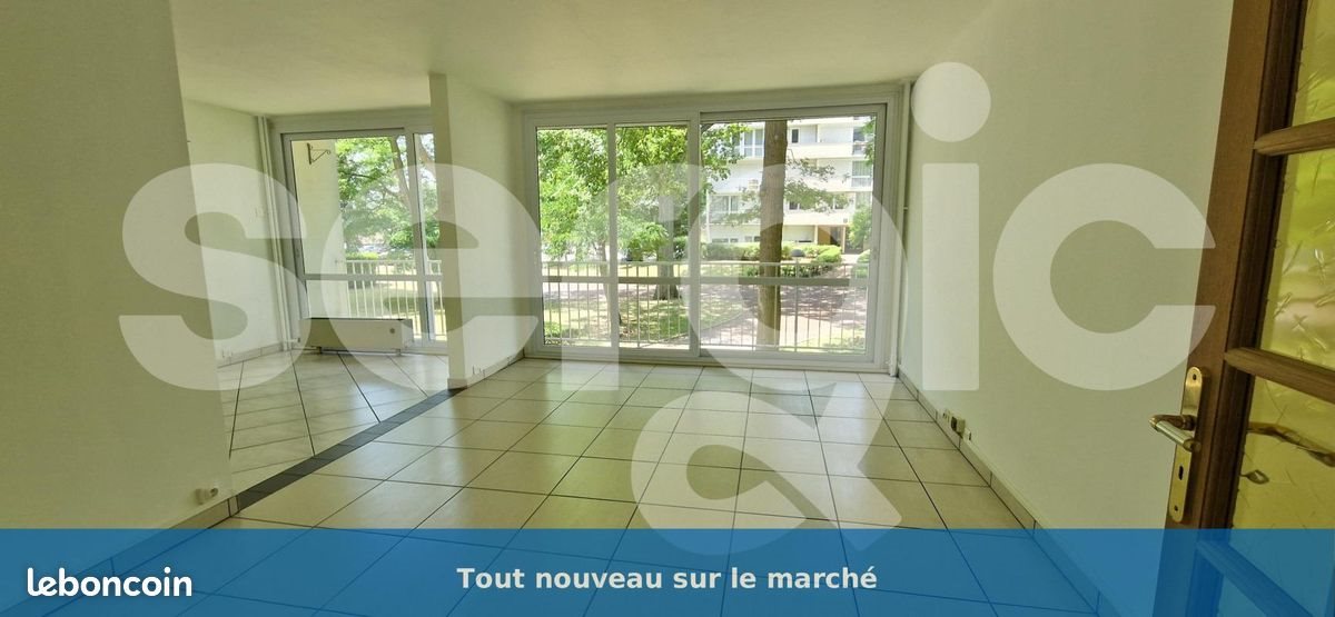 Appartement à louer, 67m², Cergy