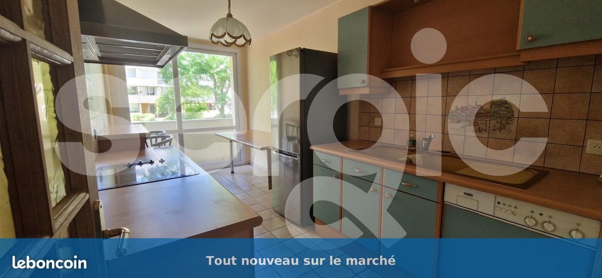 Appartement à louer, 67m², Cergy