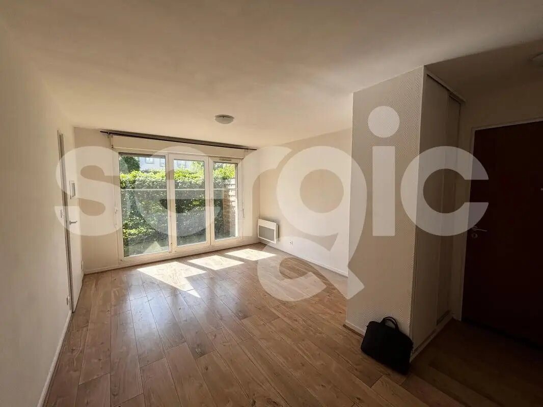 Appartement à louer, 38m², Cergy