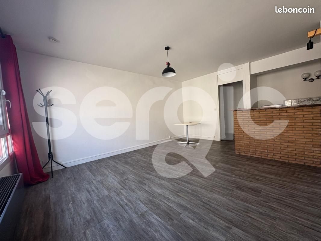 Appartement à louer, 47m², Lille