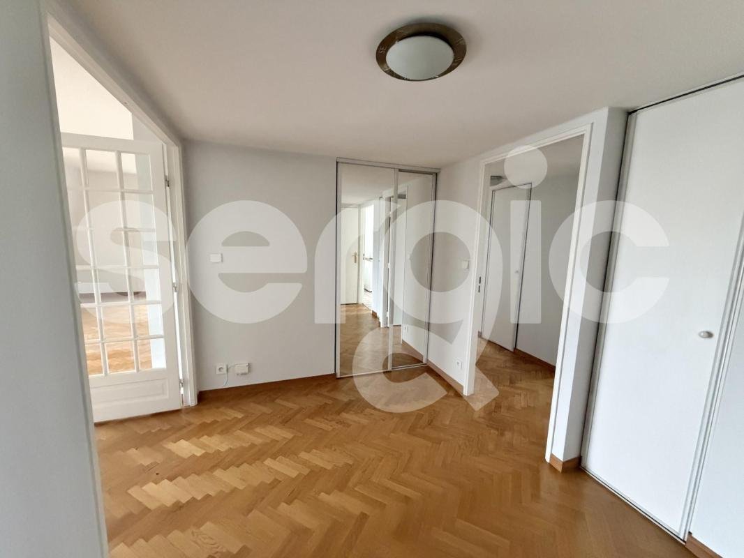Appartement à louer, 78m², Issy-les-Moulineaux