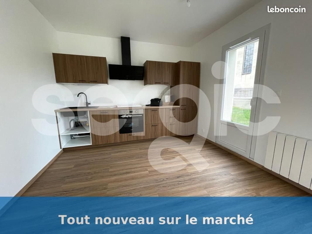 Maison à louer, 71m², Montmacq