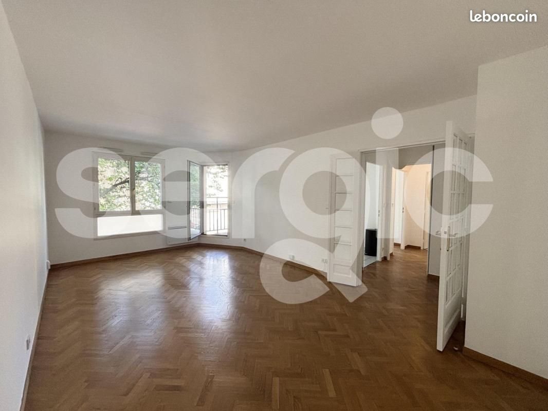 Appartement à louer, 47m², Issy-les-Moulineaux