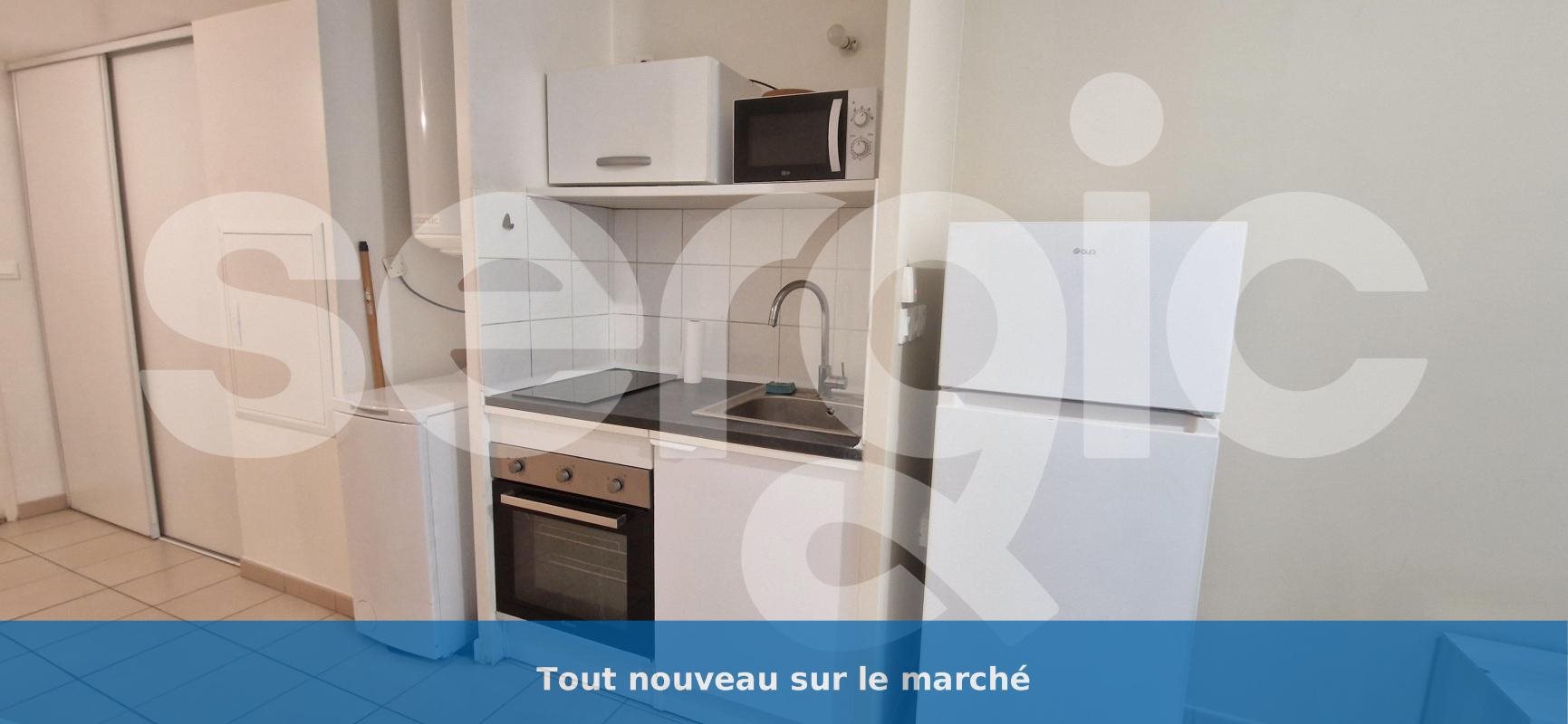 Appartement à louer, 24m², Cergy