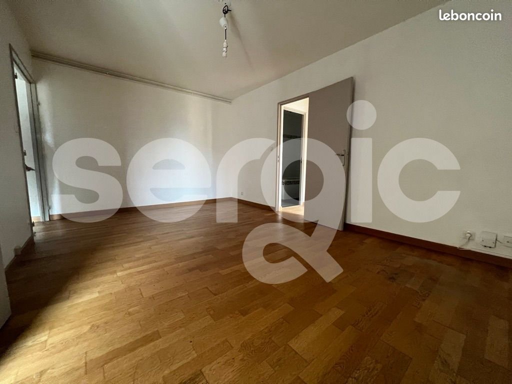 Appartement à louer, 43m², La Madeleine