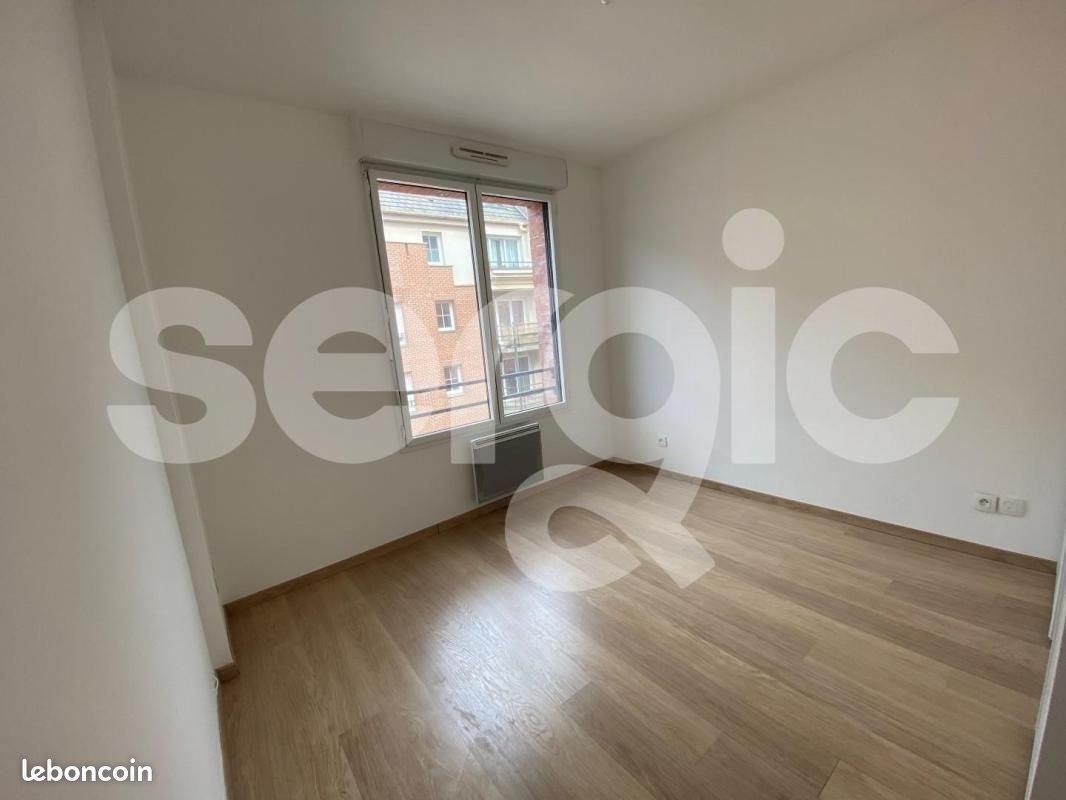 Appartement à louer, 40m², Lille