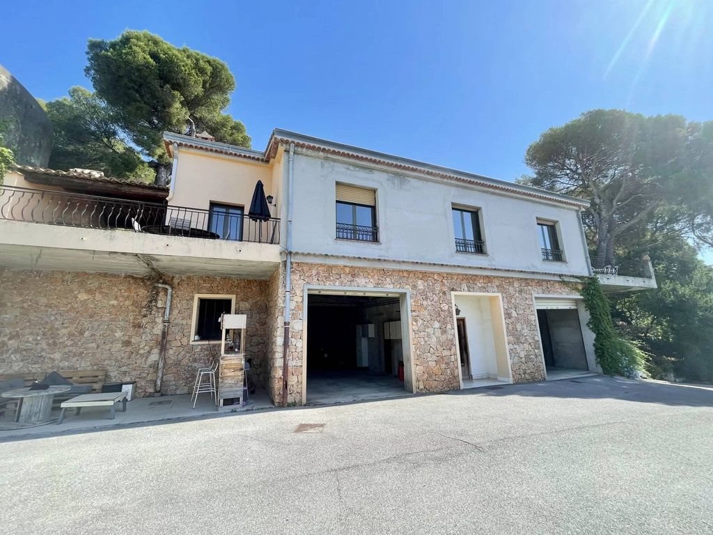Maison à vendre, 189m², Beausoleil