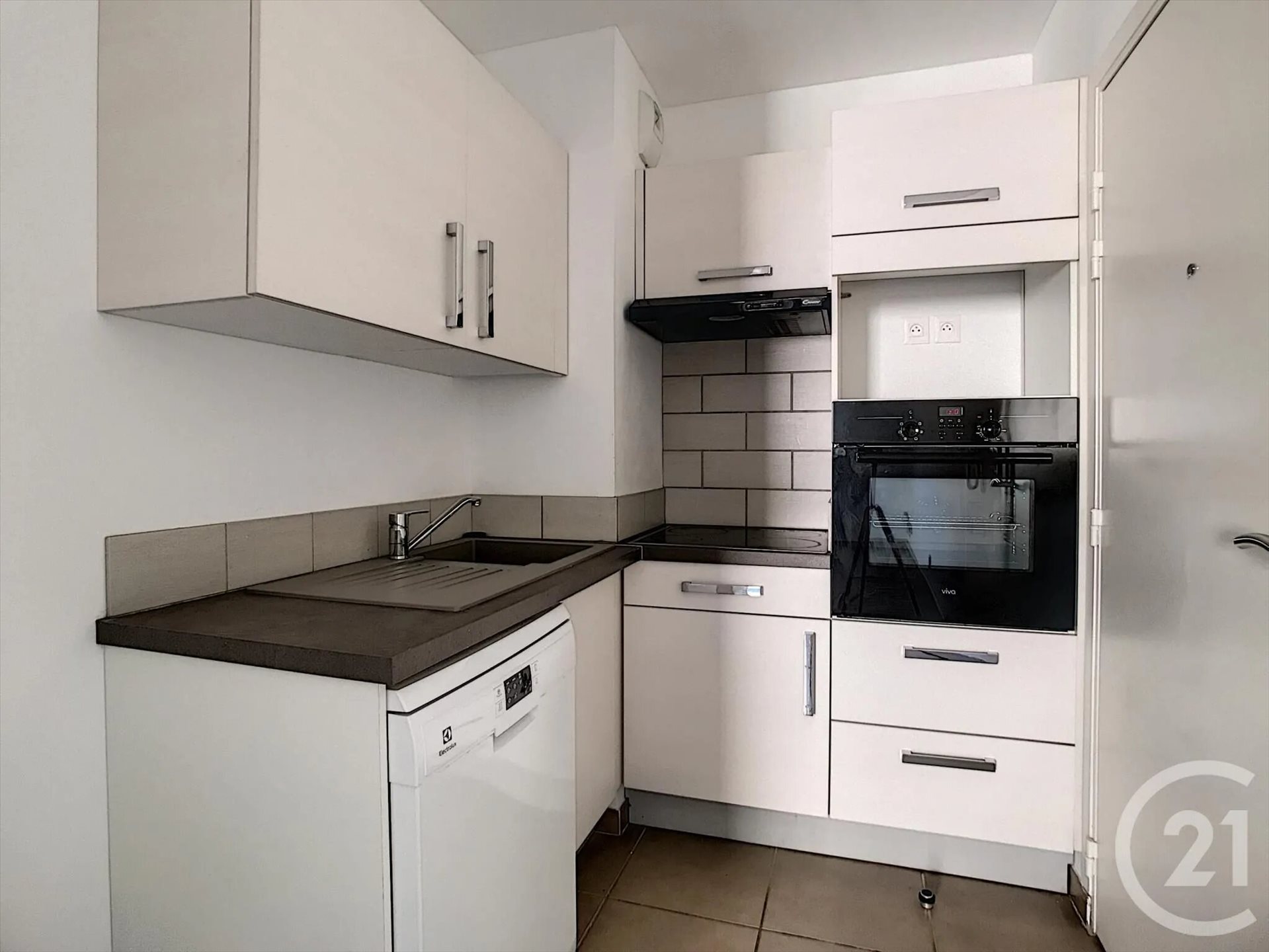 Appartement à louer, 39m², Marseille 5ème