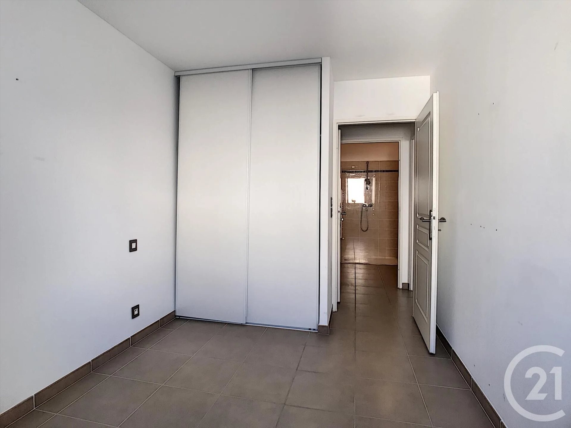 Appartement à louer, 39m², Marseille 5ème