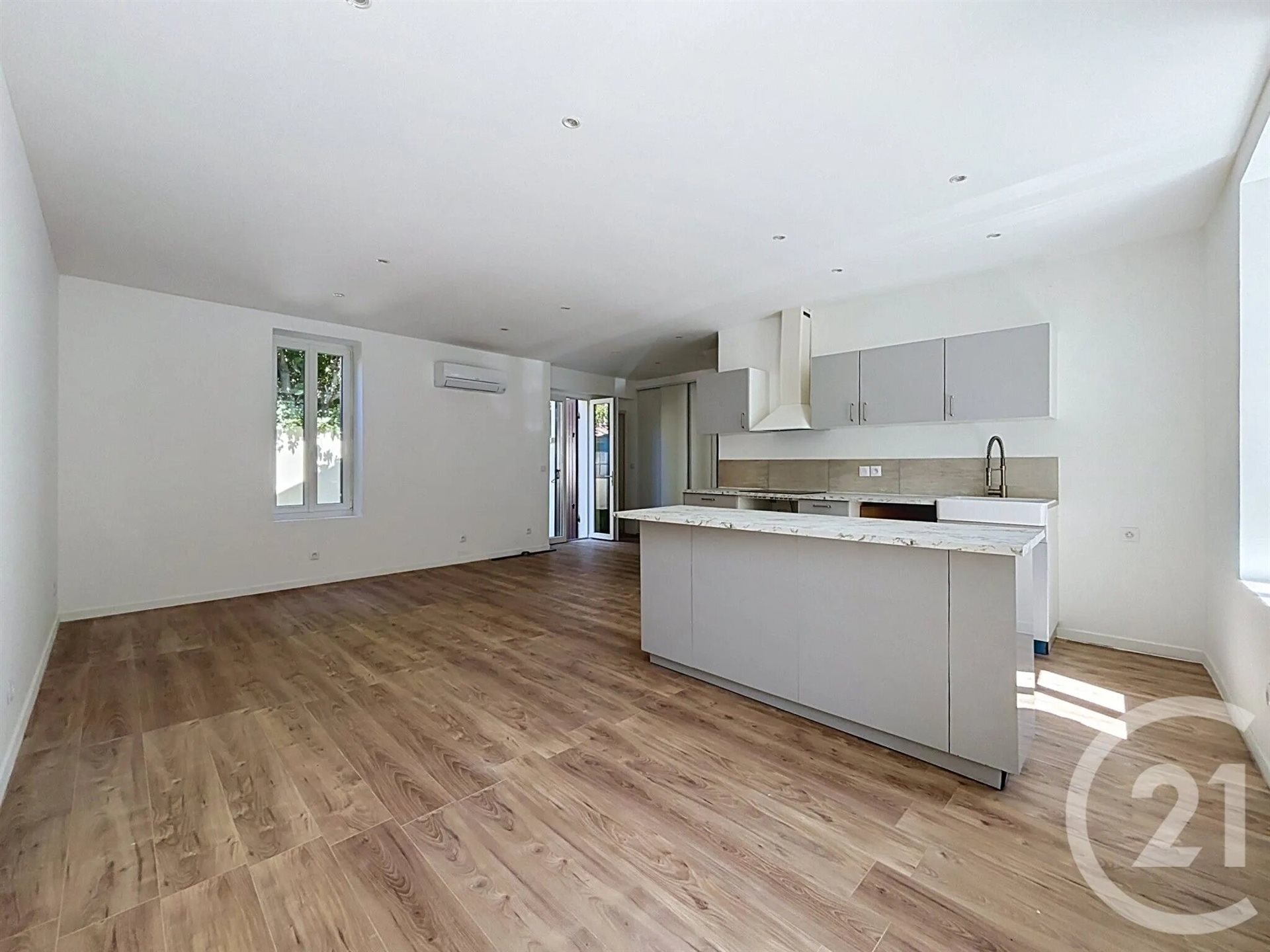 Maison à louer, 95m², Marseille 8ème