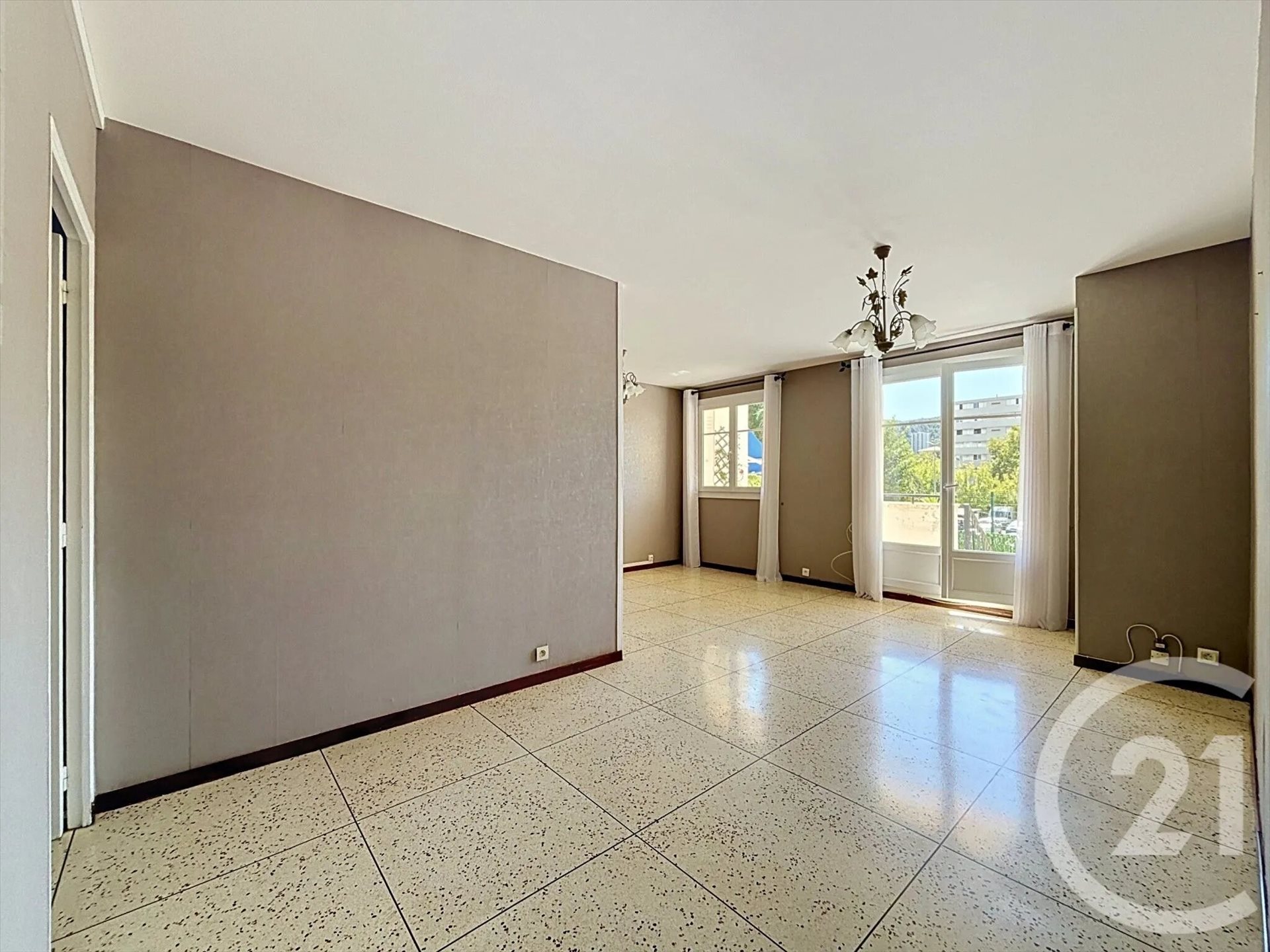 Appartement à louer, 57m², Marseille 9ème