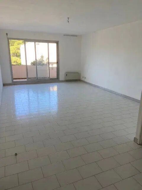 Appartement à louer, 69m², Marseille 9ème