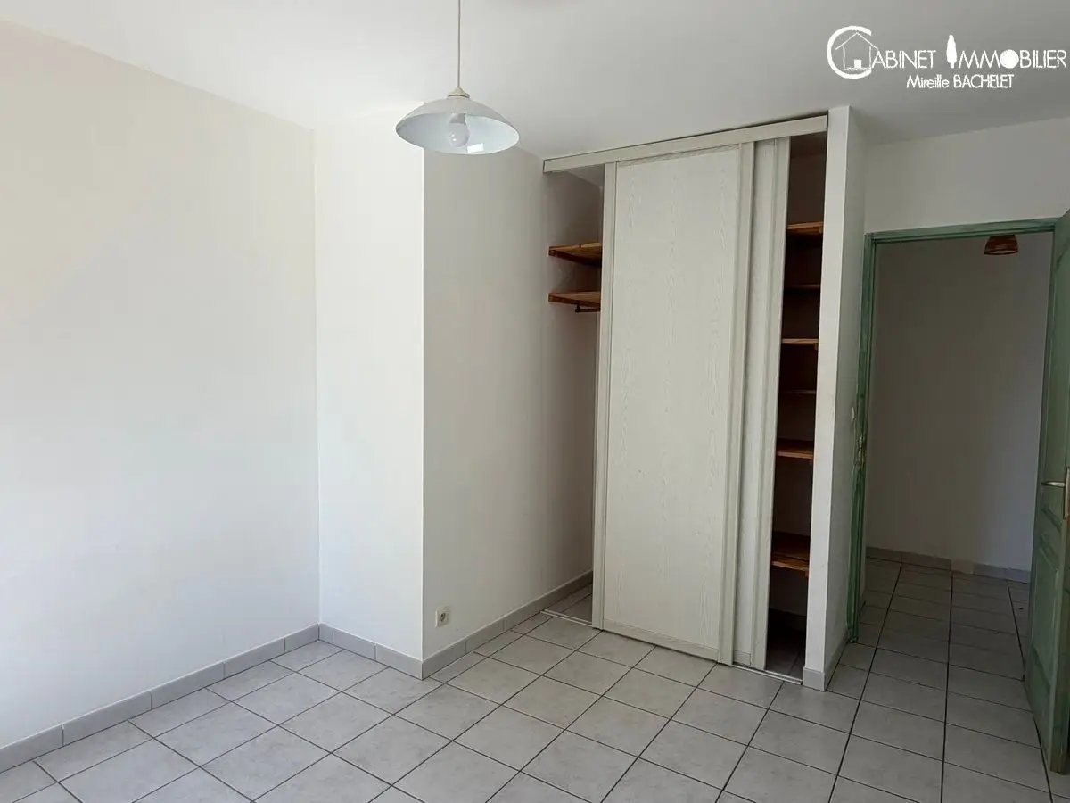 Maison à louer, 151m², Saint-Cyr-sur-Mer