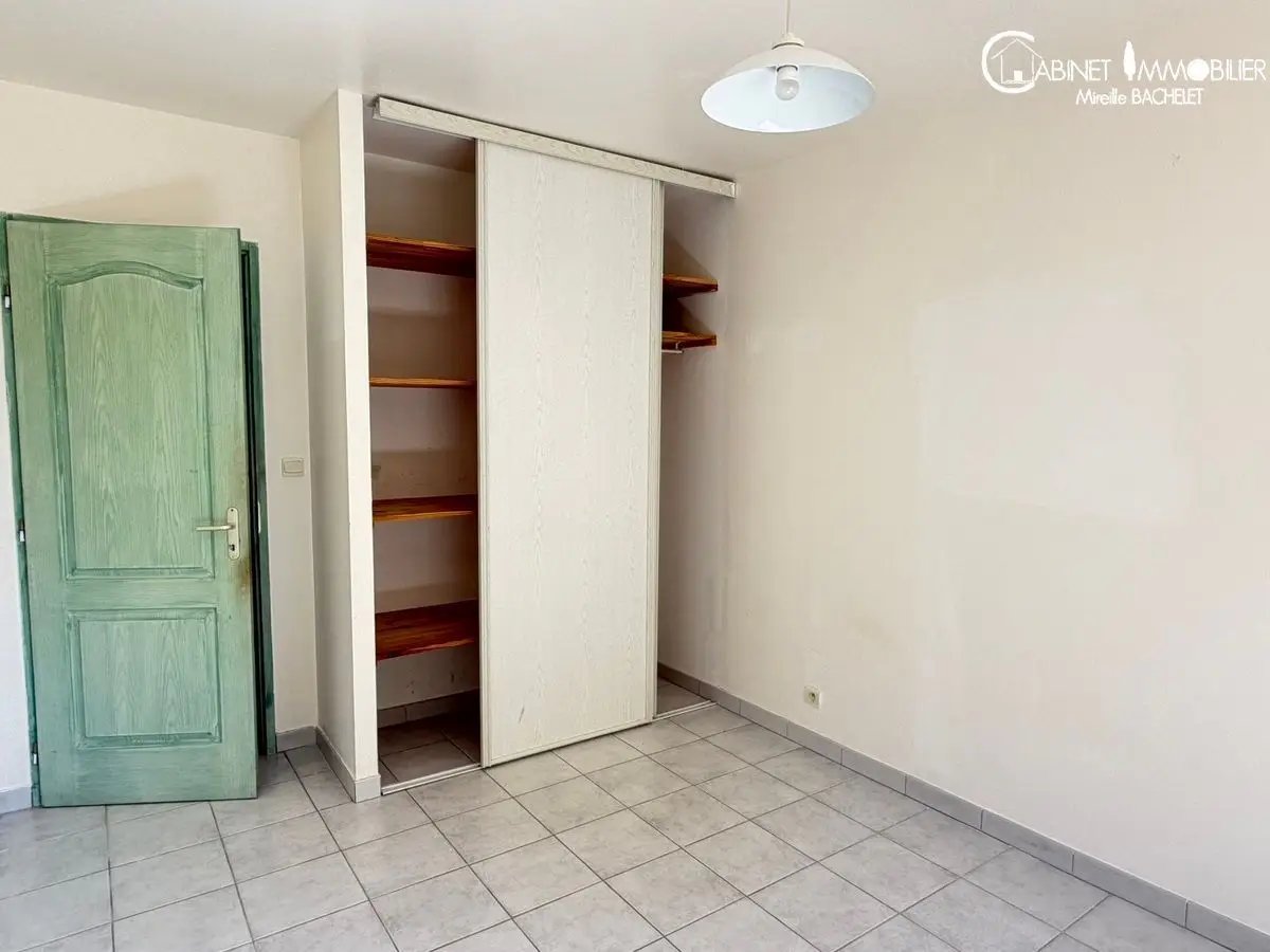 Maison à louer, 151m², Saint-Cyr-sur-Mer