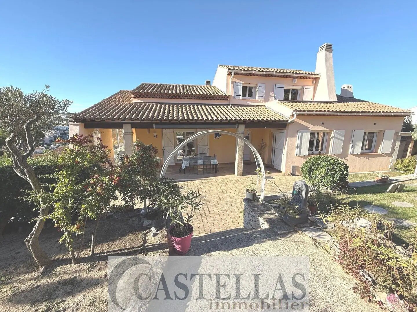 Maison à vendre, 220m², Carnoux-en-Provence