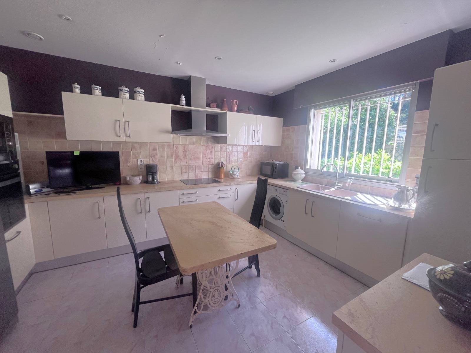 Appartement à louer, 144m², Cassis