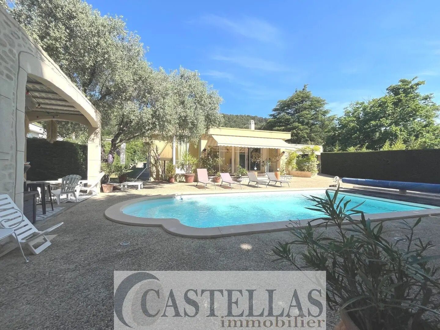 Maison à vendre, 135m², Carnoux-en-Provence