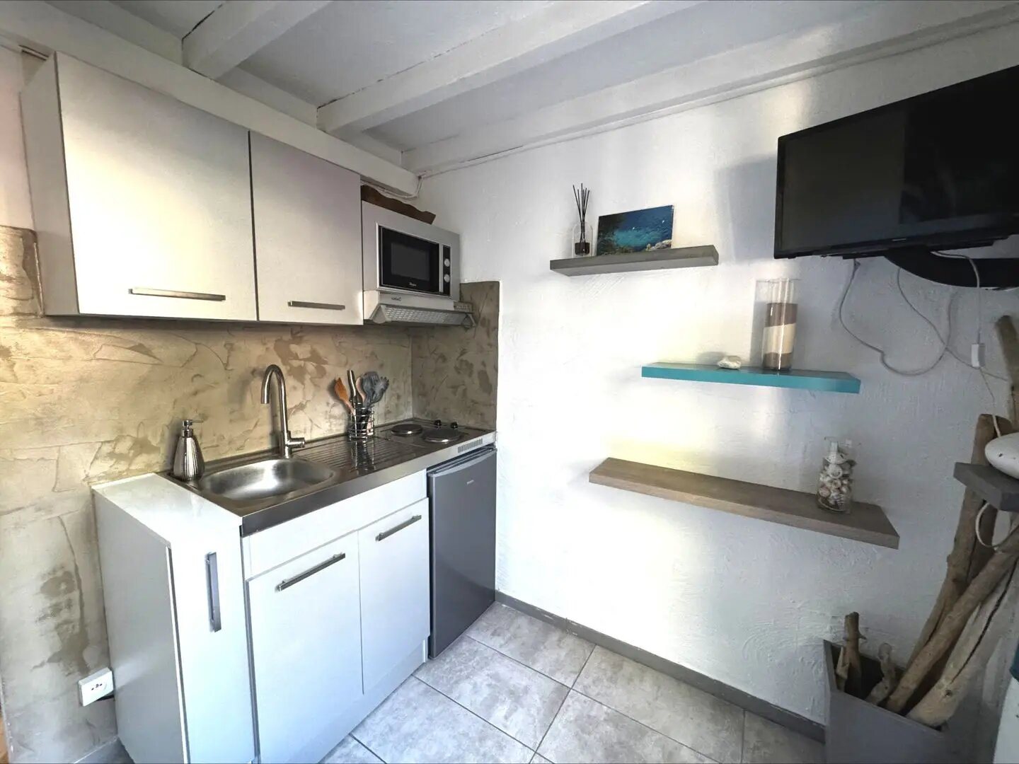 Appartement à louer, 11m², Cassis