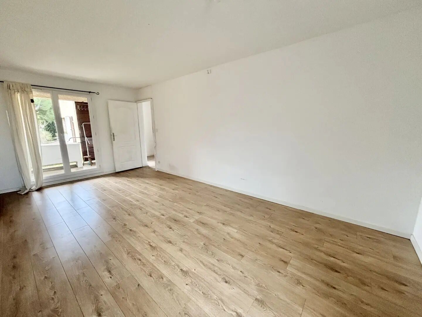 Appartement à louer, 82m², Cassis
