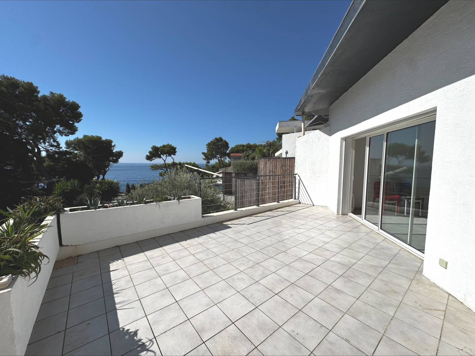 Maison à louer, 85m², Cassis