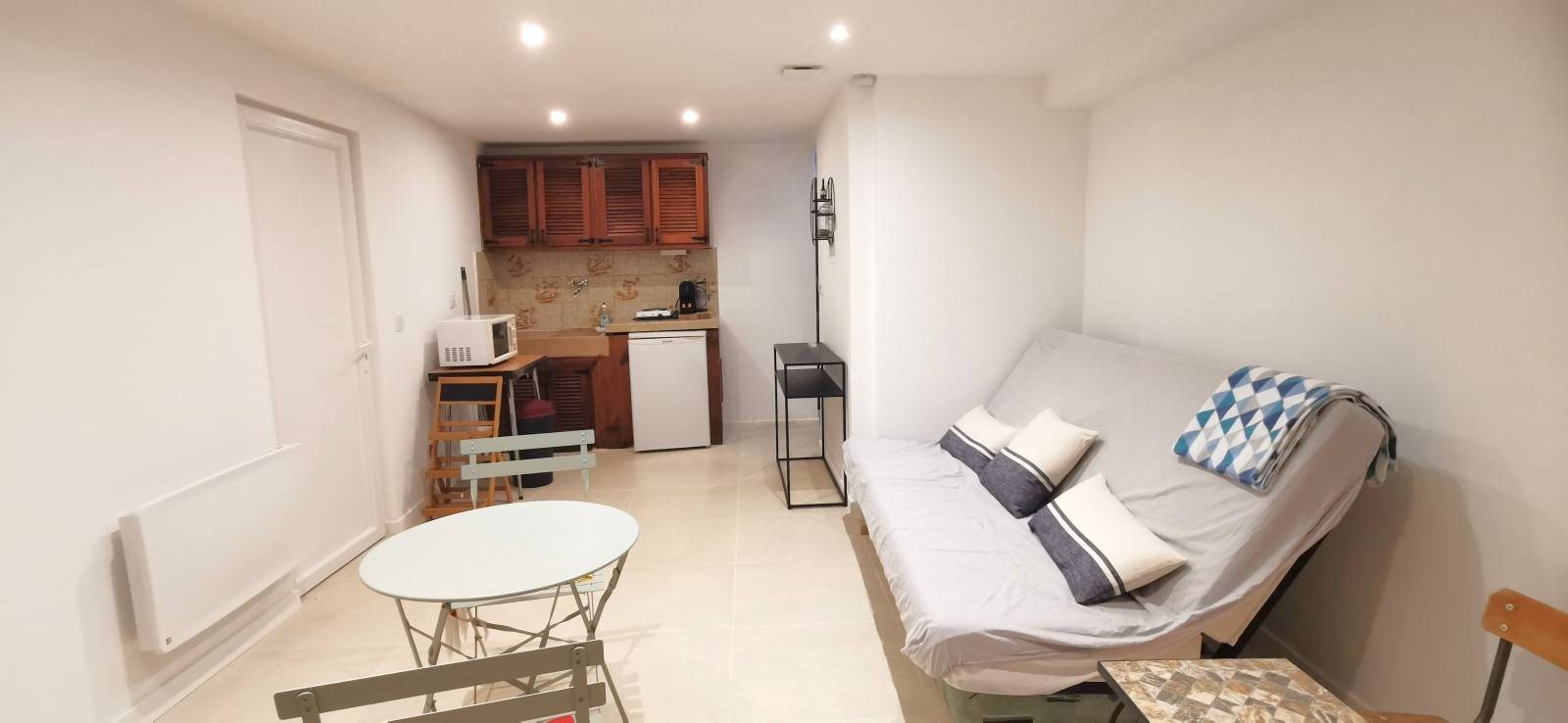 Appartement à louer, 25m², Cassis