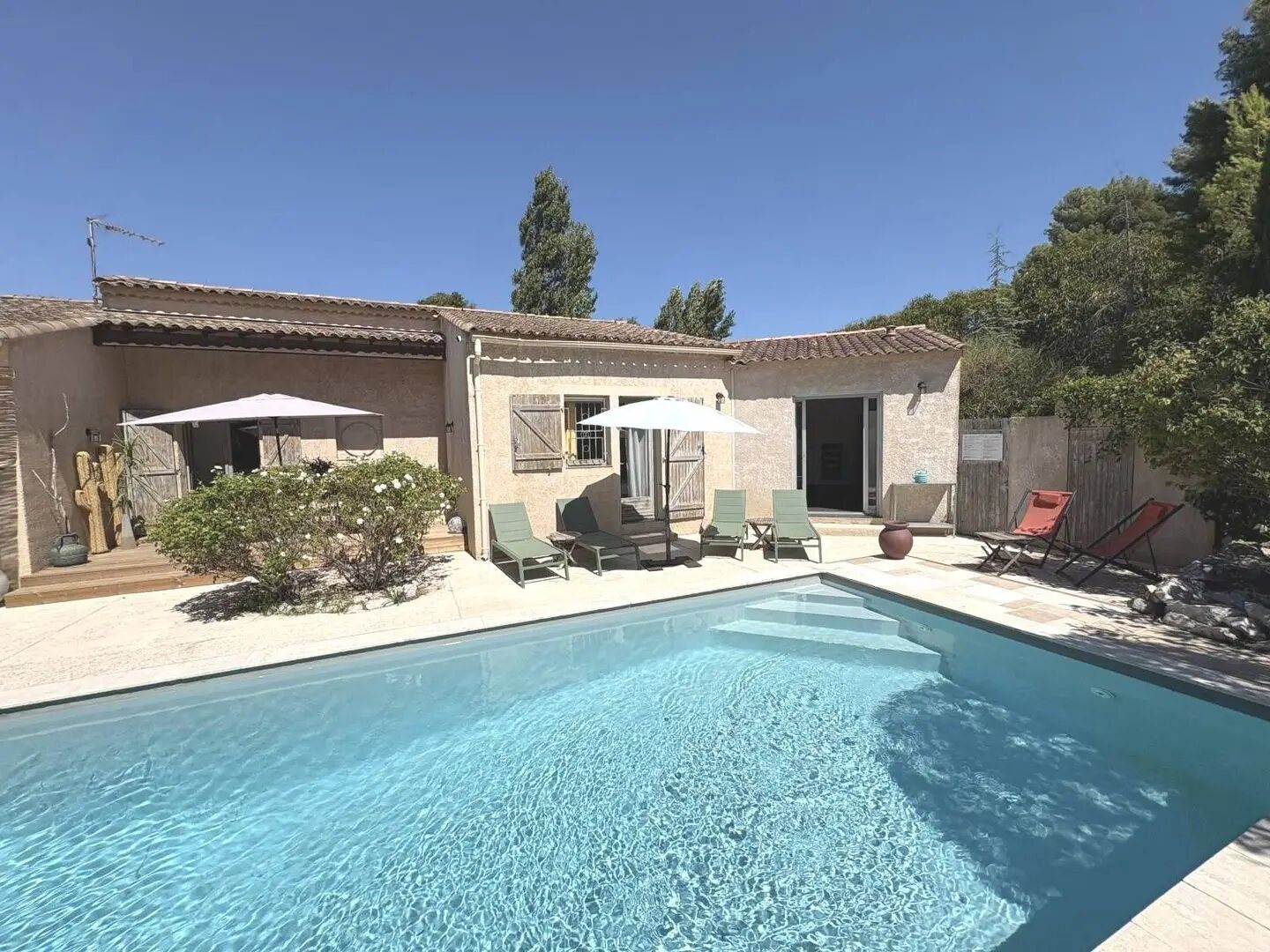 Maison à louer, 177m², Cassis