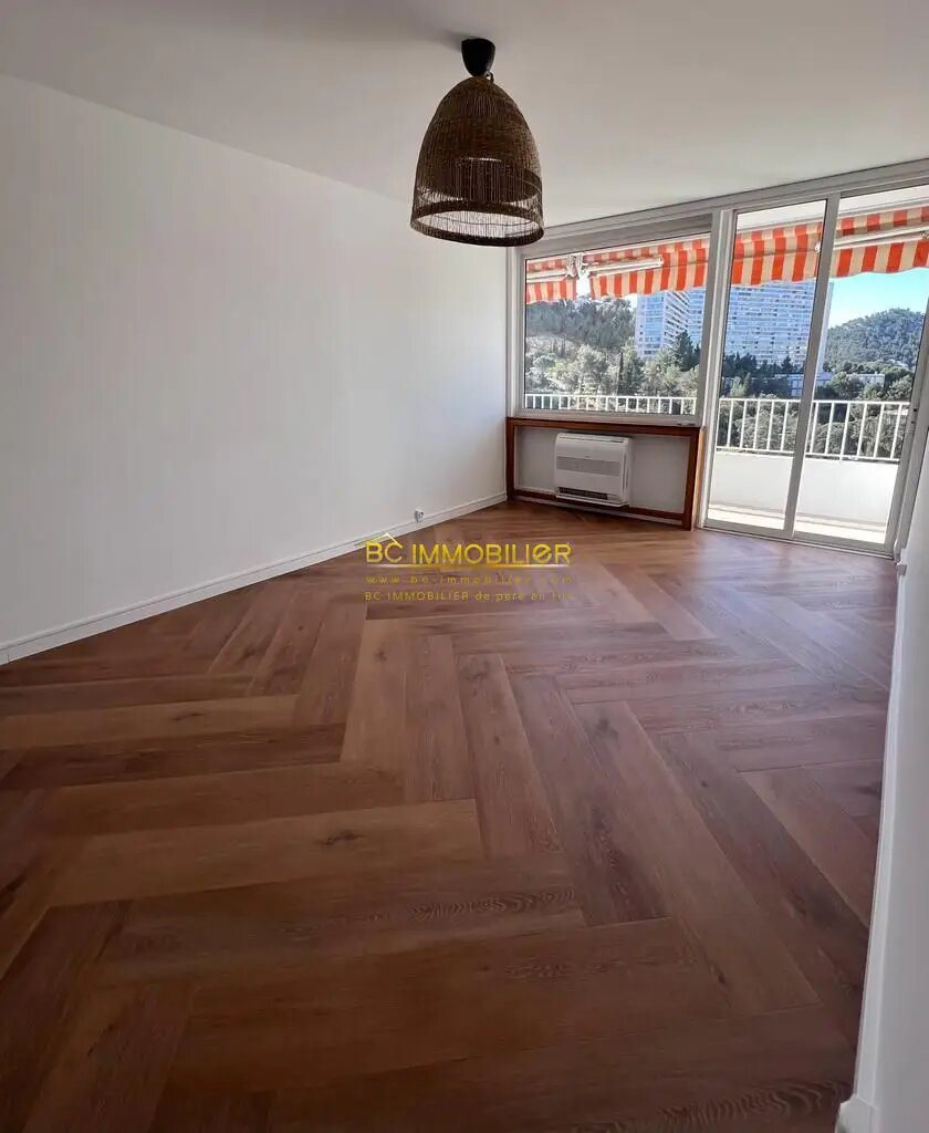 Appartement à louer, 72m², Marseille 9ème