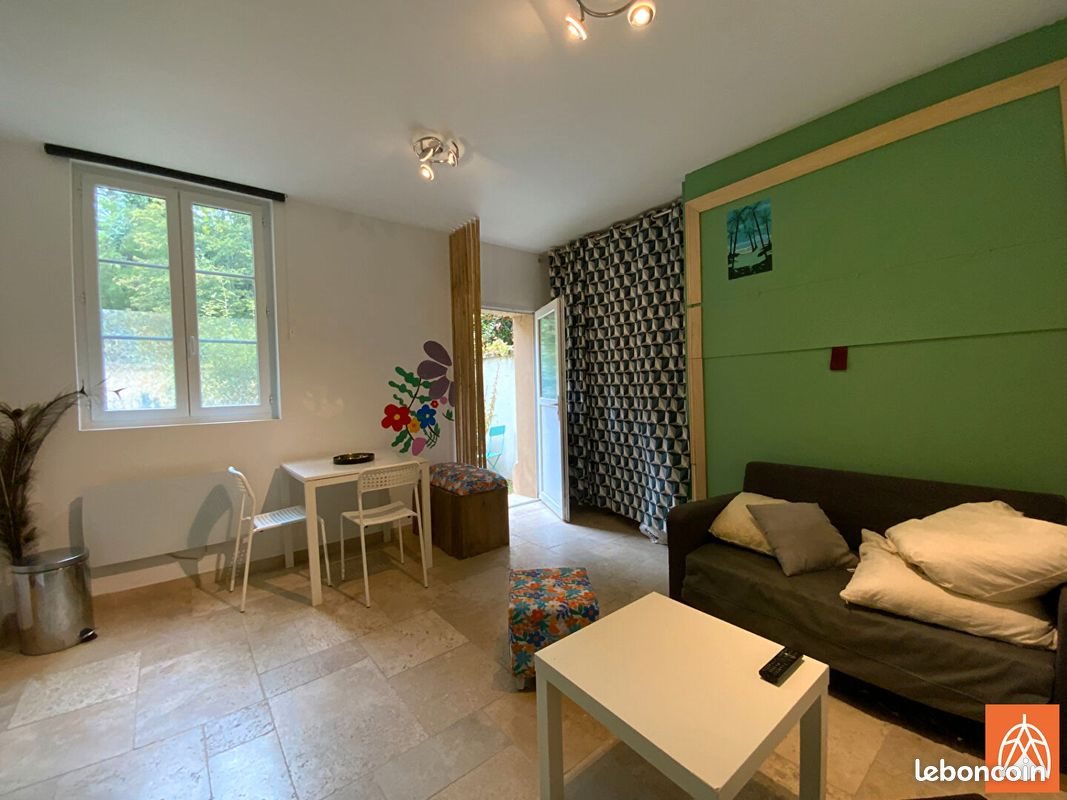 Appartement à louer, 21m², Grans