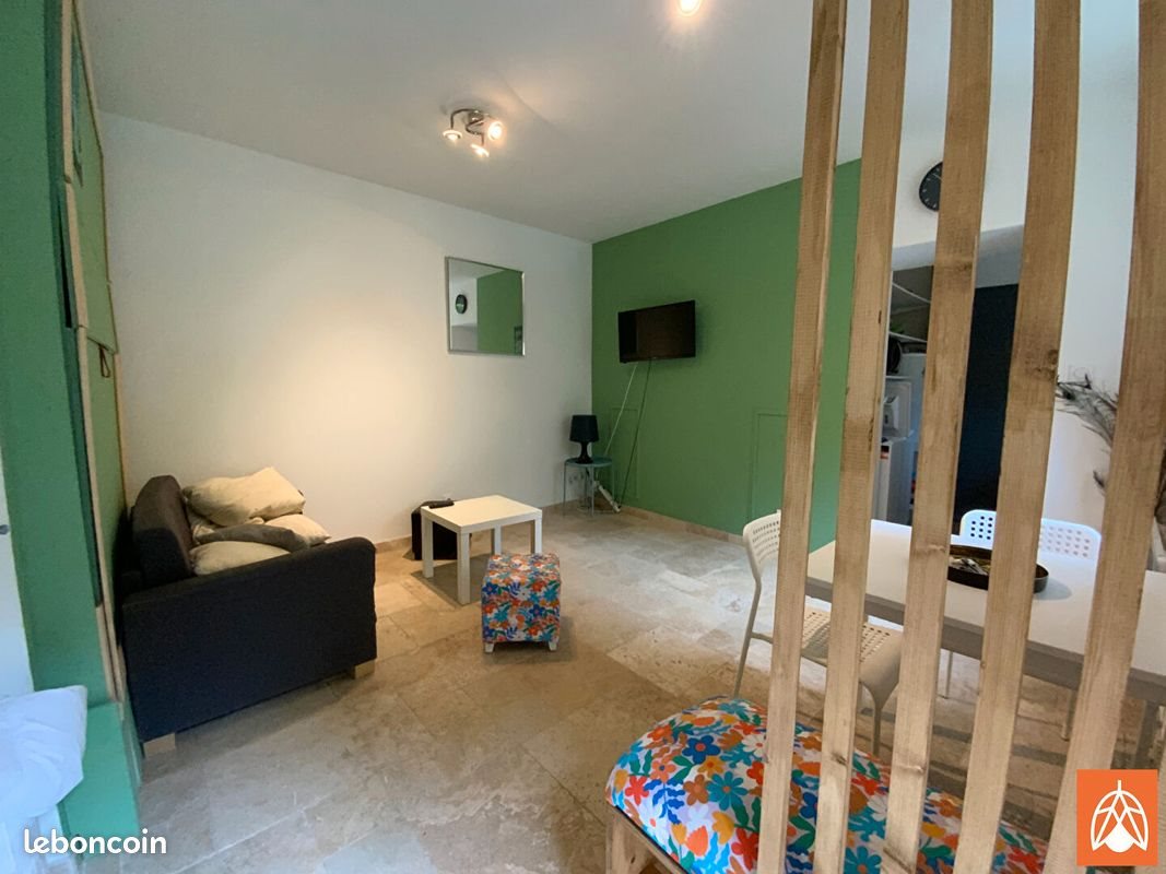 Appartement à louer, 21m², Grans