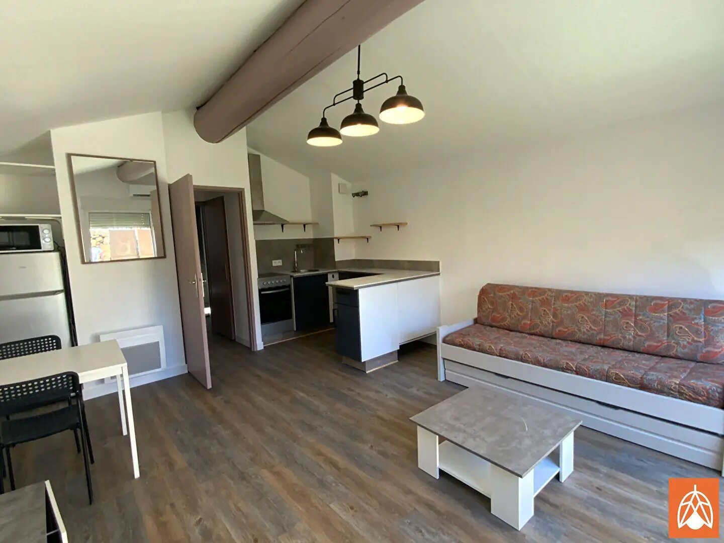 Appartement à louer, 36m², Grans