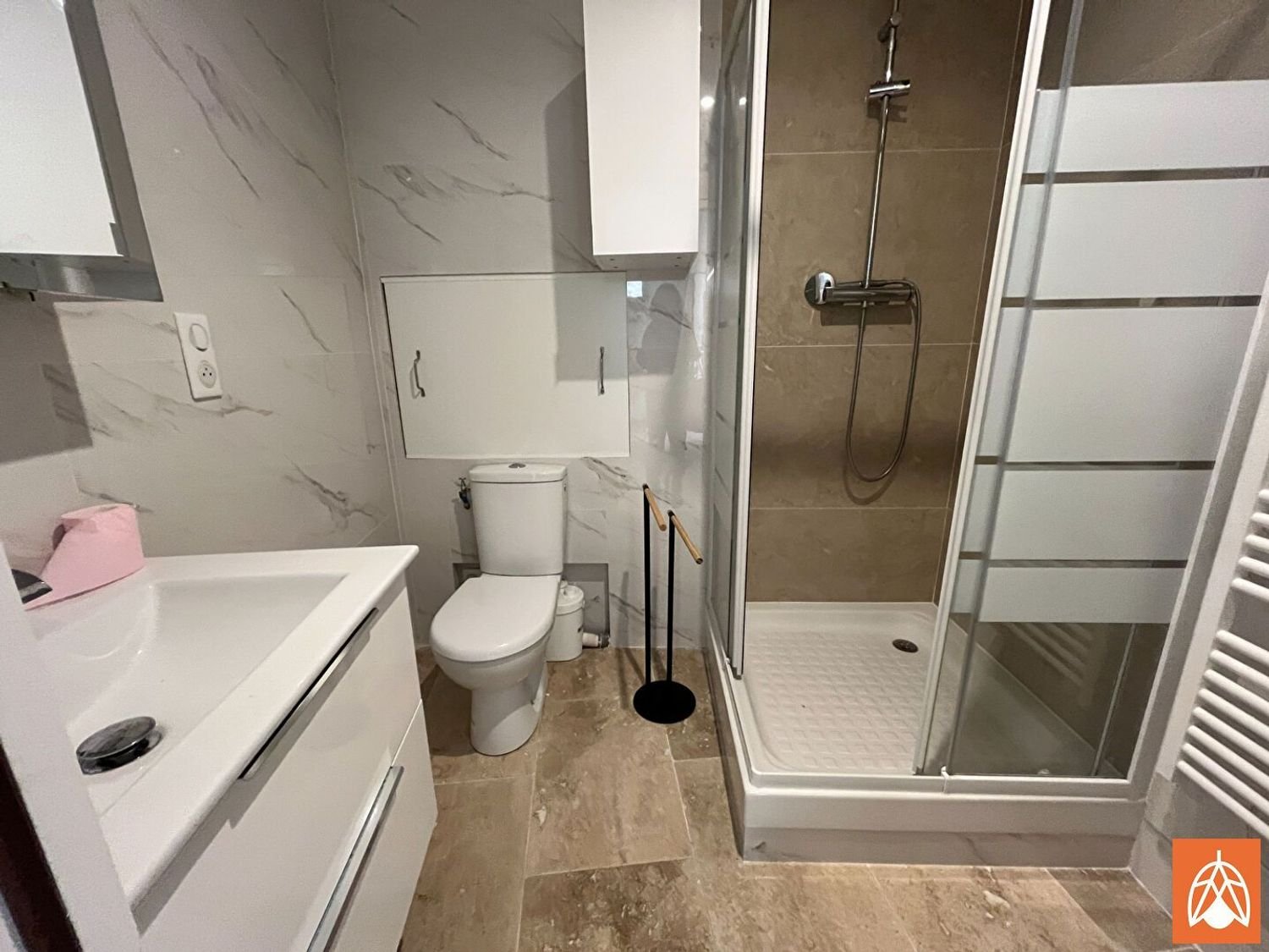 Appartement à louer, 29m², Eyguières