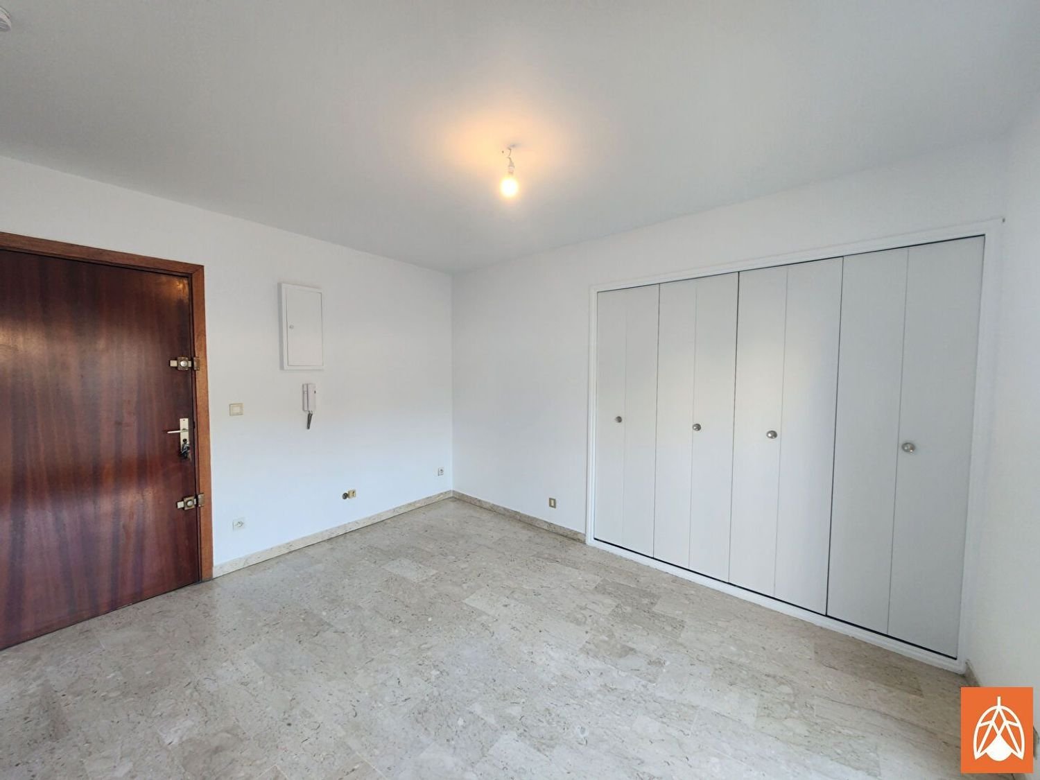 Appartement à louer, 26m², Salon-de-Provence