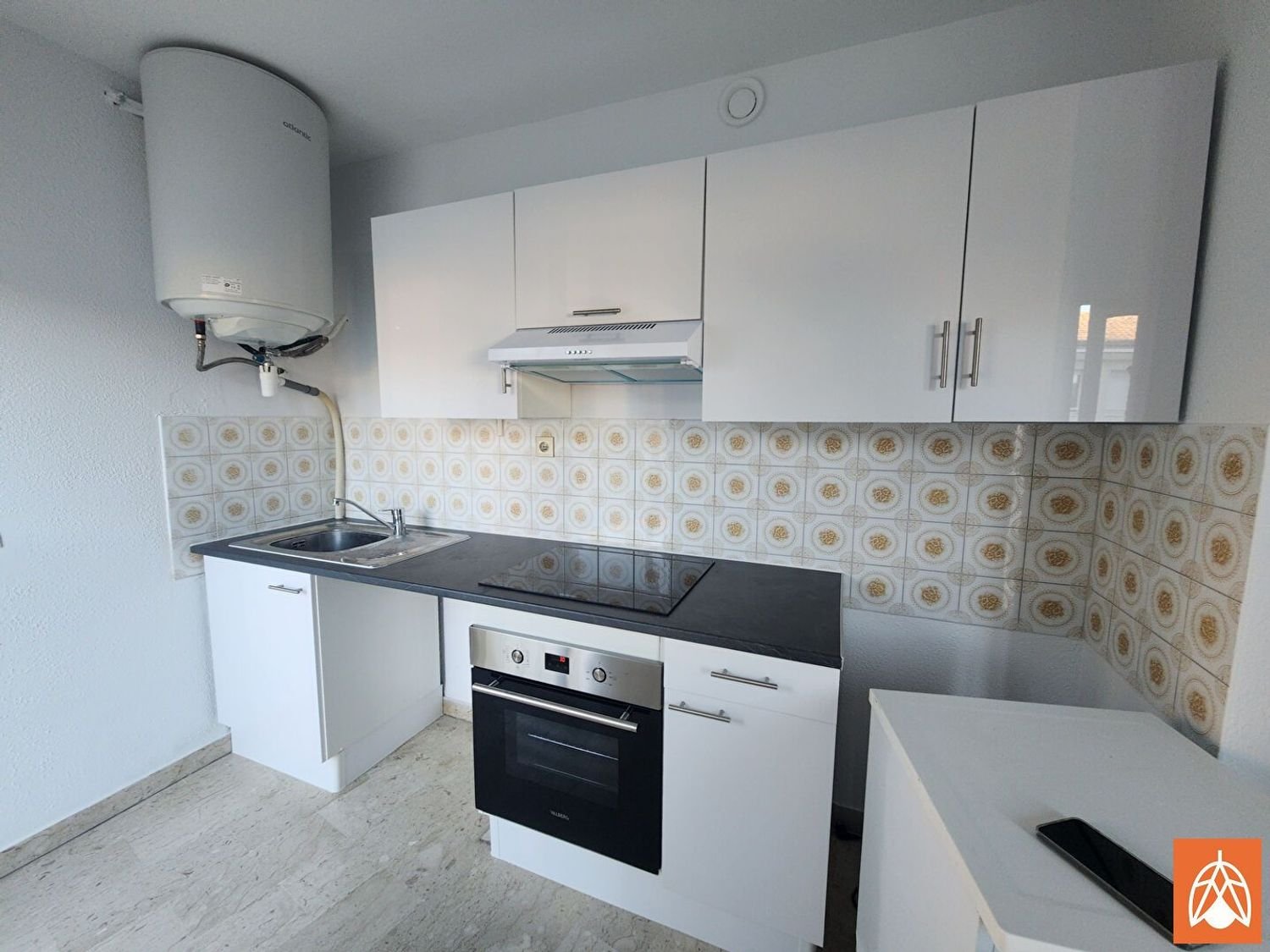 Appartement à louer, 26m², Salon-de-Provence
