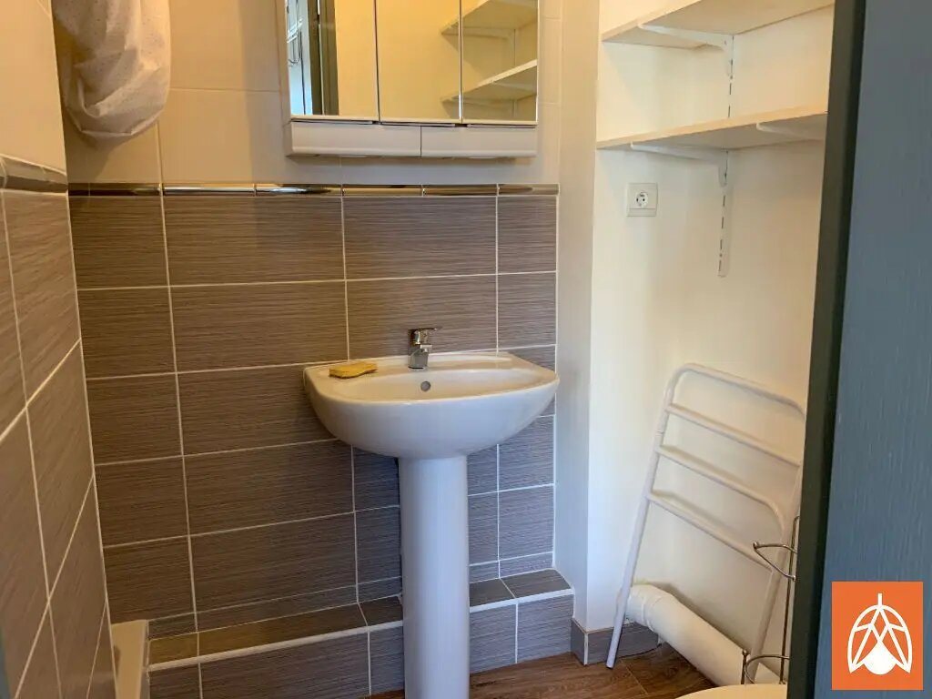 Appartement à louer, 18m², Grans