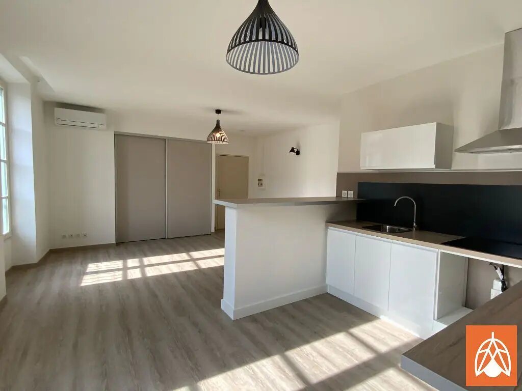 Appartement à louer, 43m², Salon-de-Provence