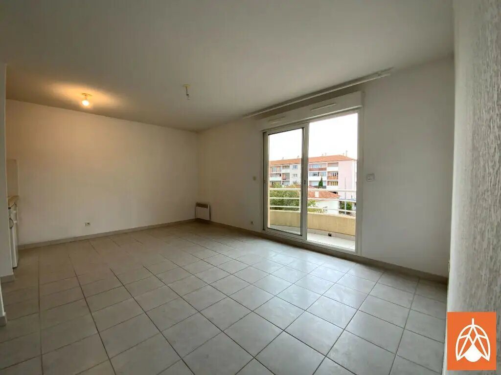 Appartement à louer, 32m², Salon-de-Provence
