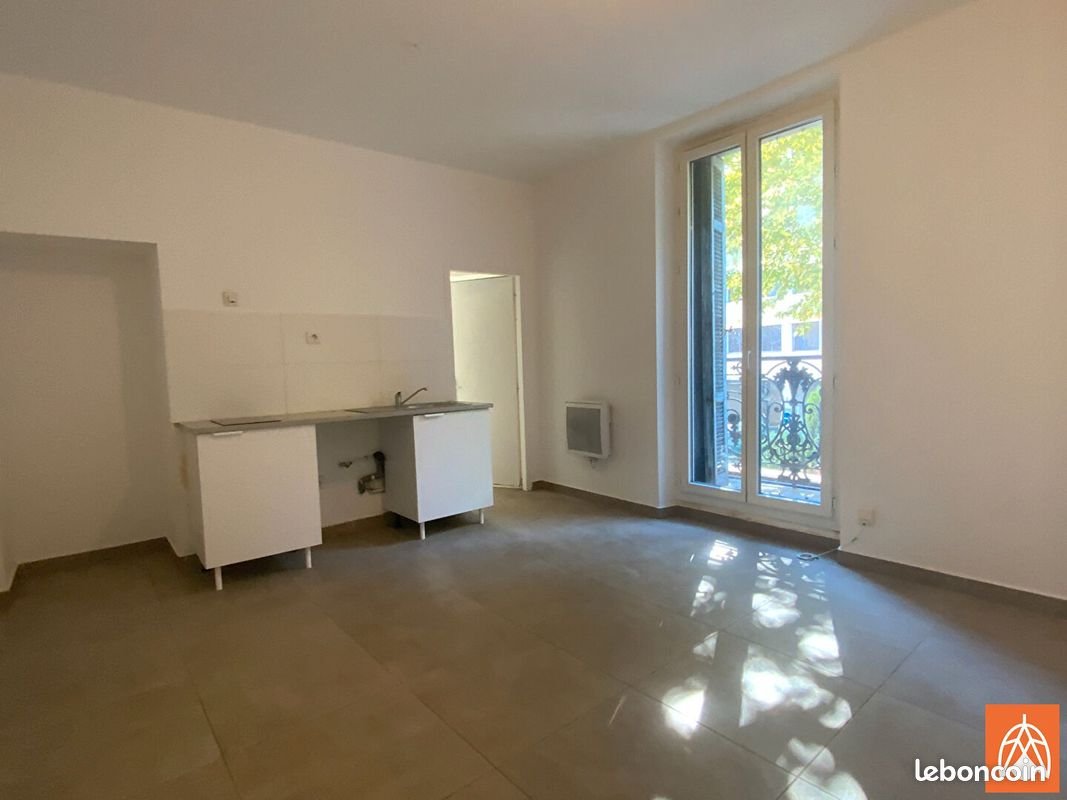 Appartement à louer, 19m², Salon-de-Provence