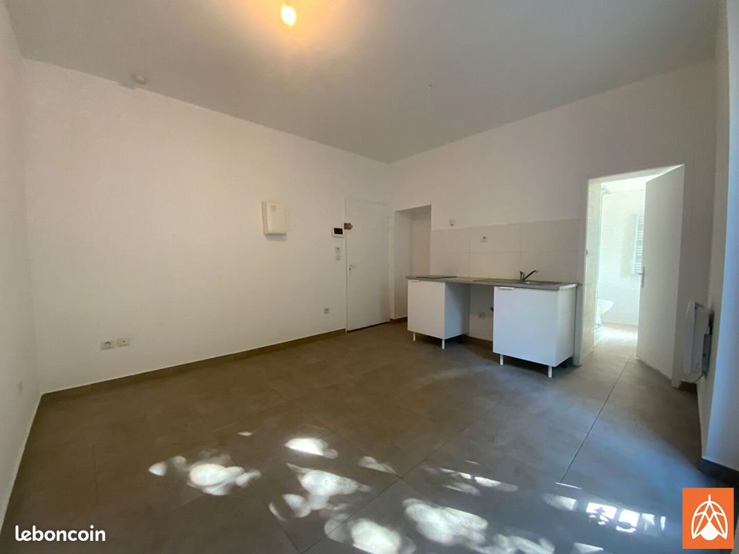 Appartement à louer, 19m², Salon-de-Provence
