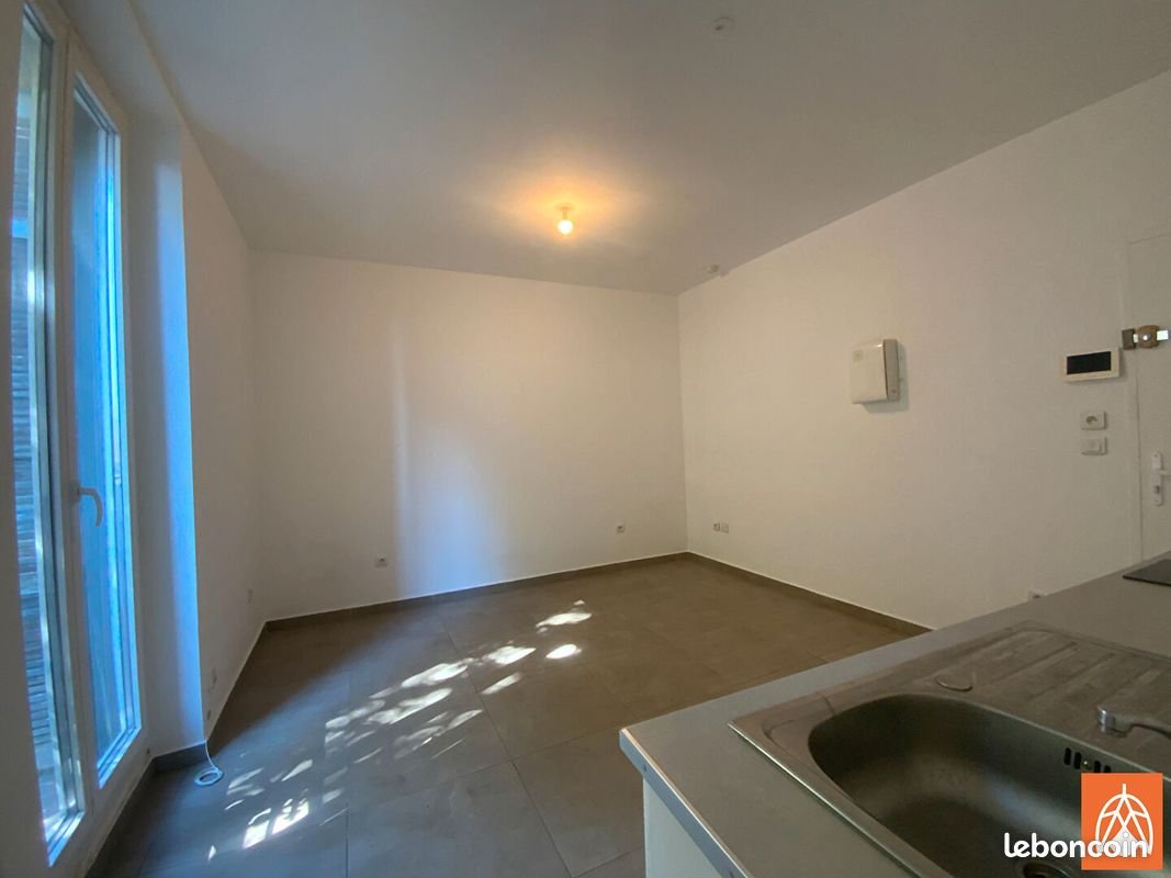 Appartement à louer, 19m², Salon-de-Provence