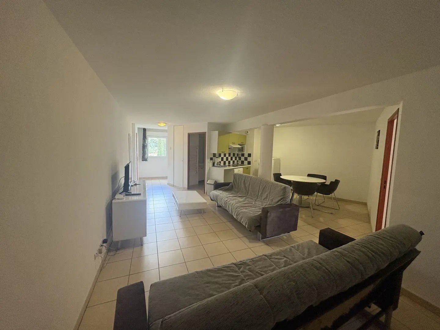 Appartement à louer, 58m², Signes