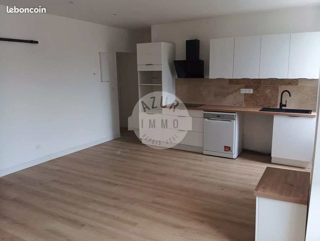 Appartement à louer, 65m², Saint-Zacharie